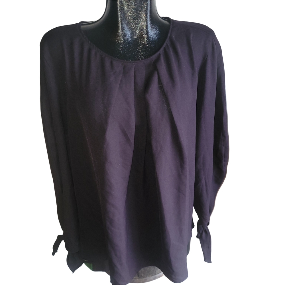 Lisette Women's Black Pleated Neckline Blouse Size XL